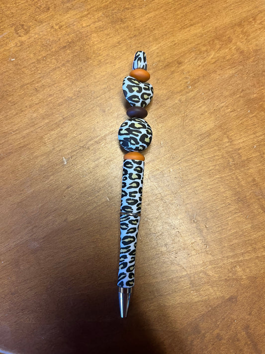 Pen - Leopard print with leopard print and brown beads