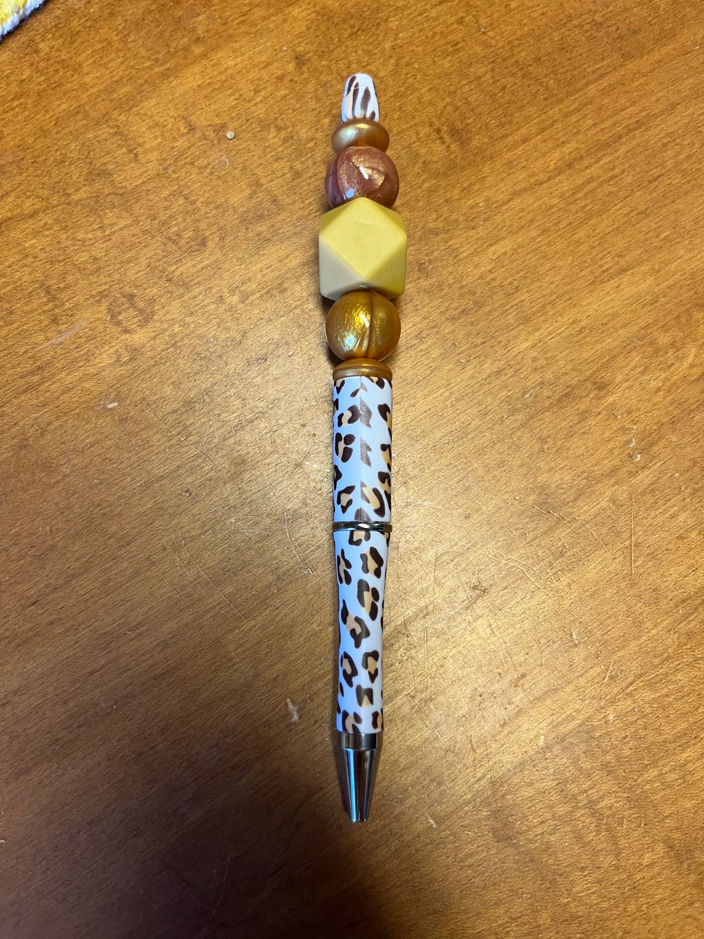 Pen - leopard print with metallic brown beads