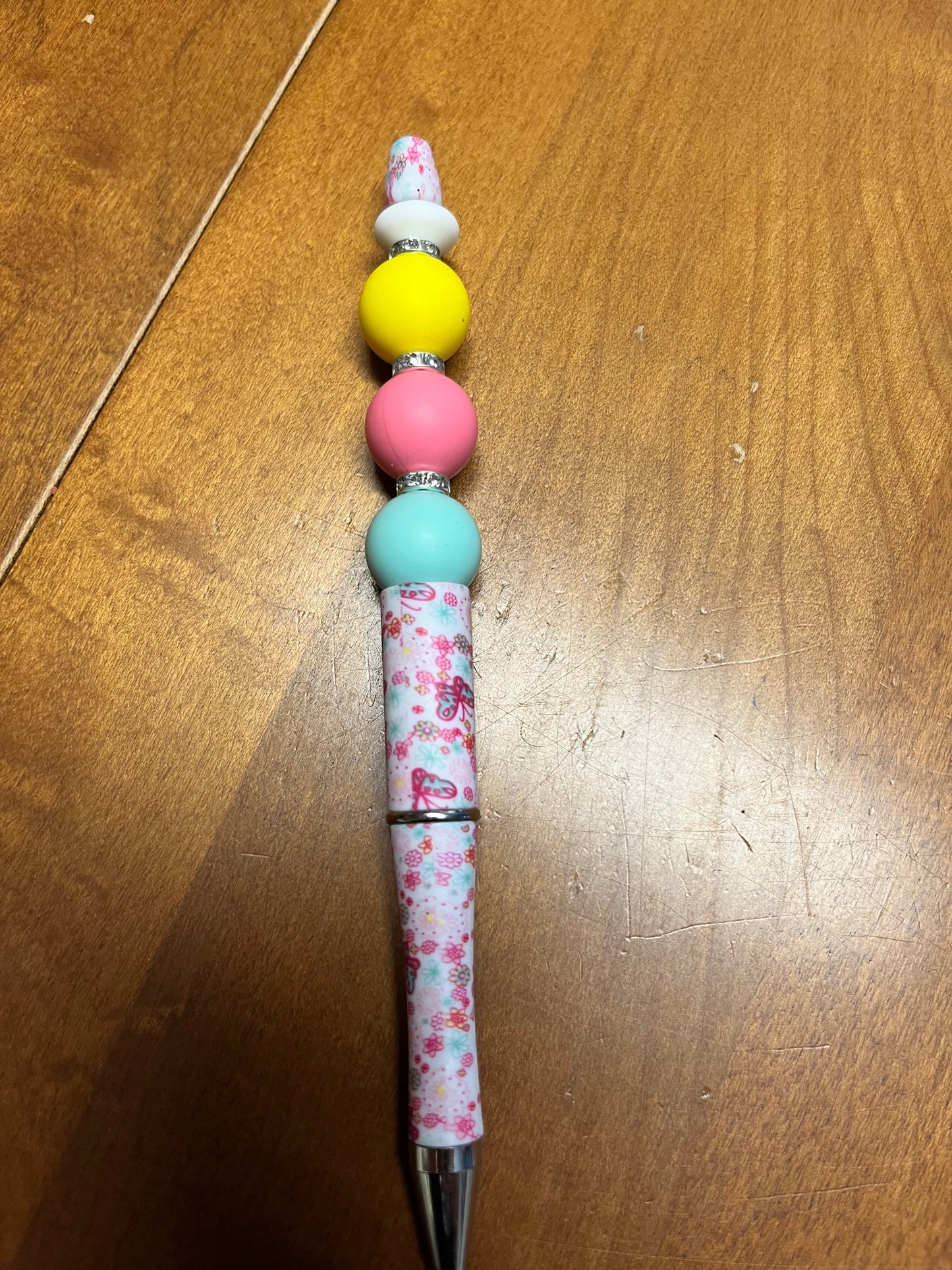 Pens - Pink floral pattern